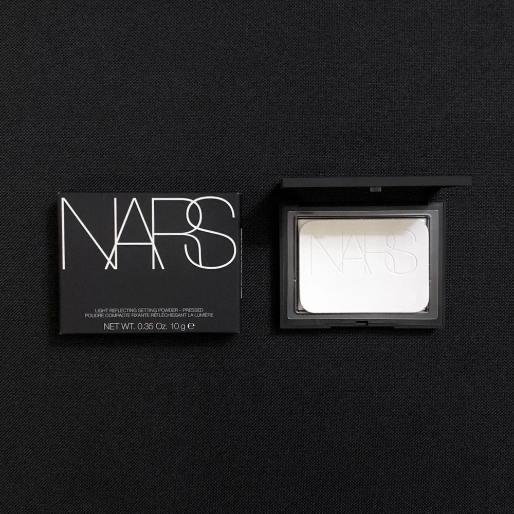 NARS Translucent Light Reflecting Setting Powder w/ Powder Puff — Crystal